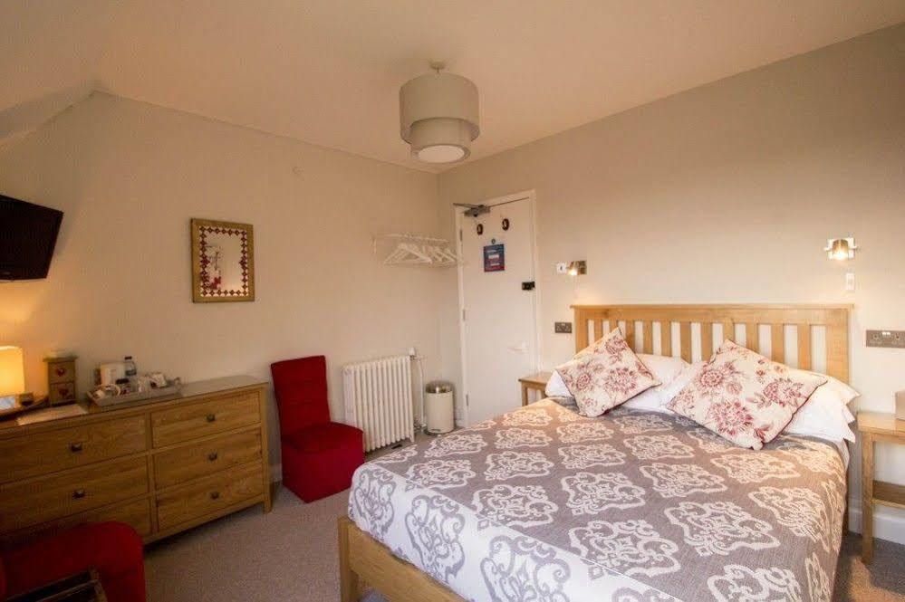 Fern Lodge Guesthouse Hythe  Exterior foto