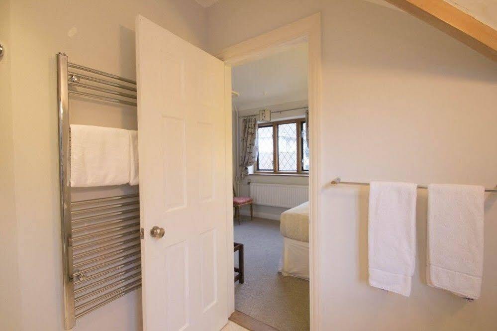 Fern Lodge Guesthouse Hythe  Exterior foto